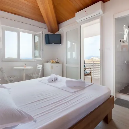 Guest house Town Center 3*